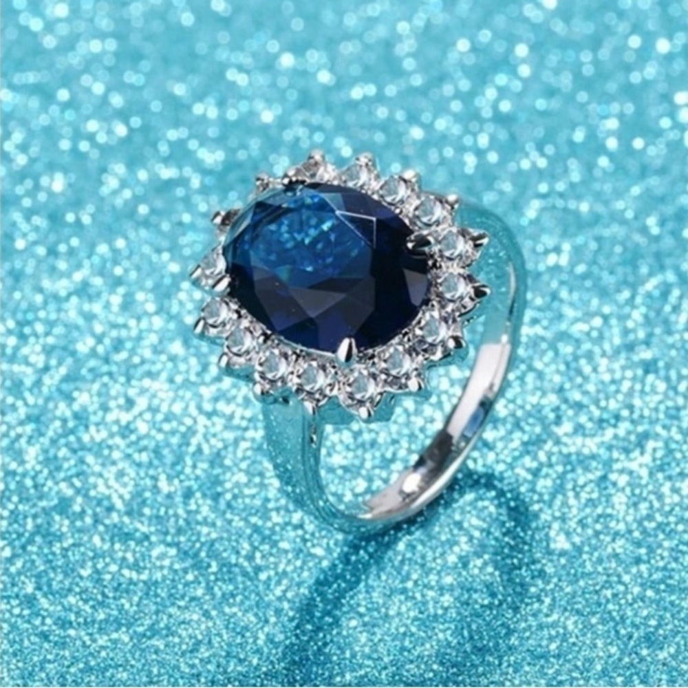 925 Sterling Silver Oval Blue Sapphire Ring - Picture 6 of 8